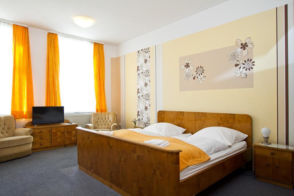 Hotel Neun 3/4 سيل المظهر الخارجي الصورة