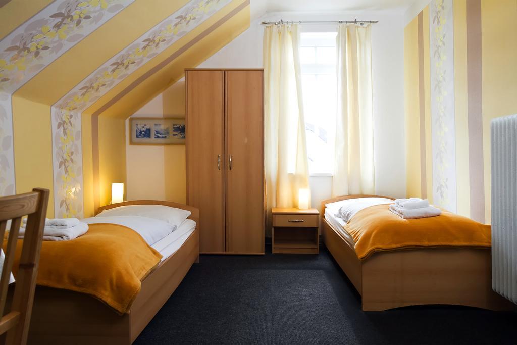 Hotel Neun 3/4 سيل المظهر الخارجي الصورة