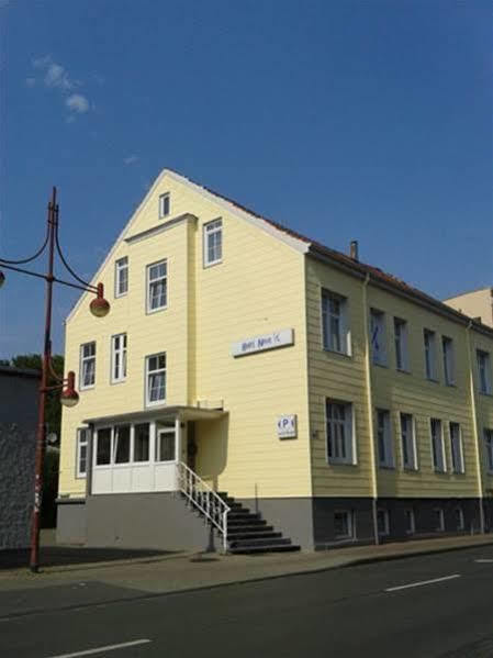 Hotel Neun 3/4 سيل المظهر الخارجي الصورة