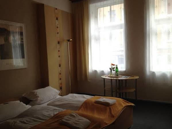 Hotel Neun 3/4 سيل المظهر الخارجي الصورة